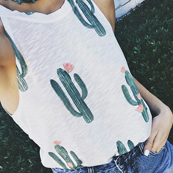 Host Pick~🆕️ 🌵Cactus Print Tank - Picture 3 of 8
